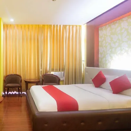 Oyo 159 San Remigio Pensionne Suites