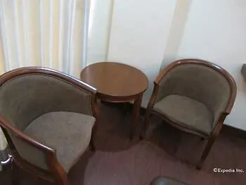 Oyo 159 San Remigio Pensionne Hotel