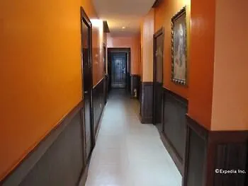 Hotel Oyo 159 San Remigio Pensionne 2*