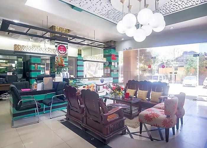 Hotel Oyo 159 San Remigio Pensionne Cebu