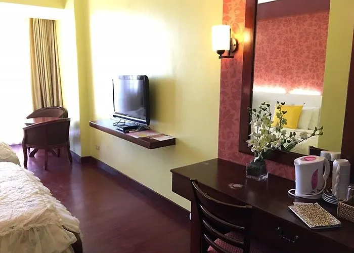 Hotel Oyo 159 San Remigio Pensionne