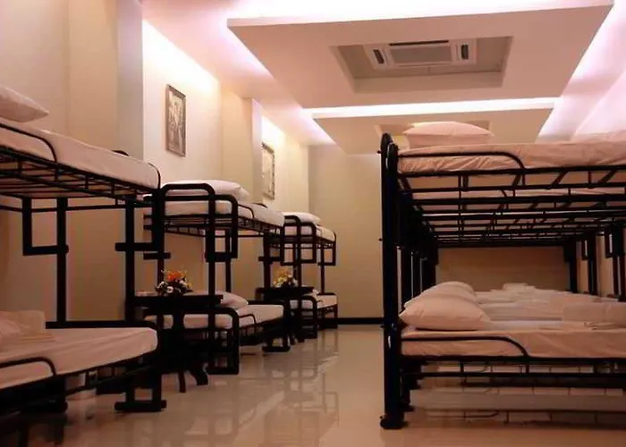 Oyo 159 San Remigio Pensionne Hotel 2*