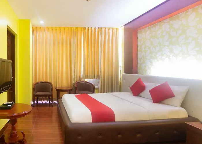 Oyo 159 San Remigio Pensionne Hotel 2*