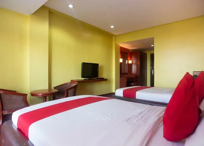 Hotel Oyo 159 San Remigio Pensionne Cebu