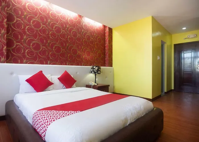 Hotel Oyo 159 San Remigio Pensionne Cebu