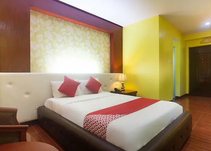 Oyo 159 San Remigio Pensionne Hotel 2*