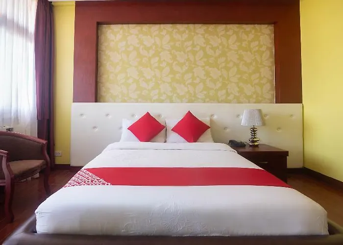 Oyo 159 San Remigio Pensionne Hotel 2*